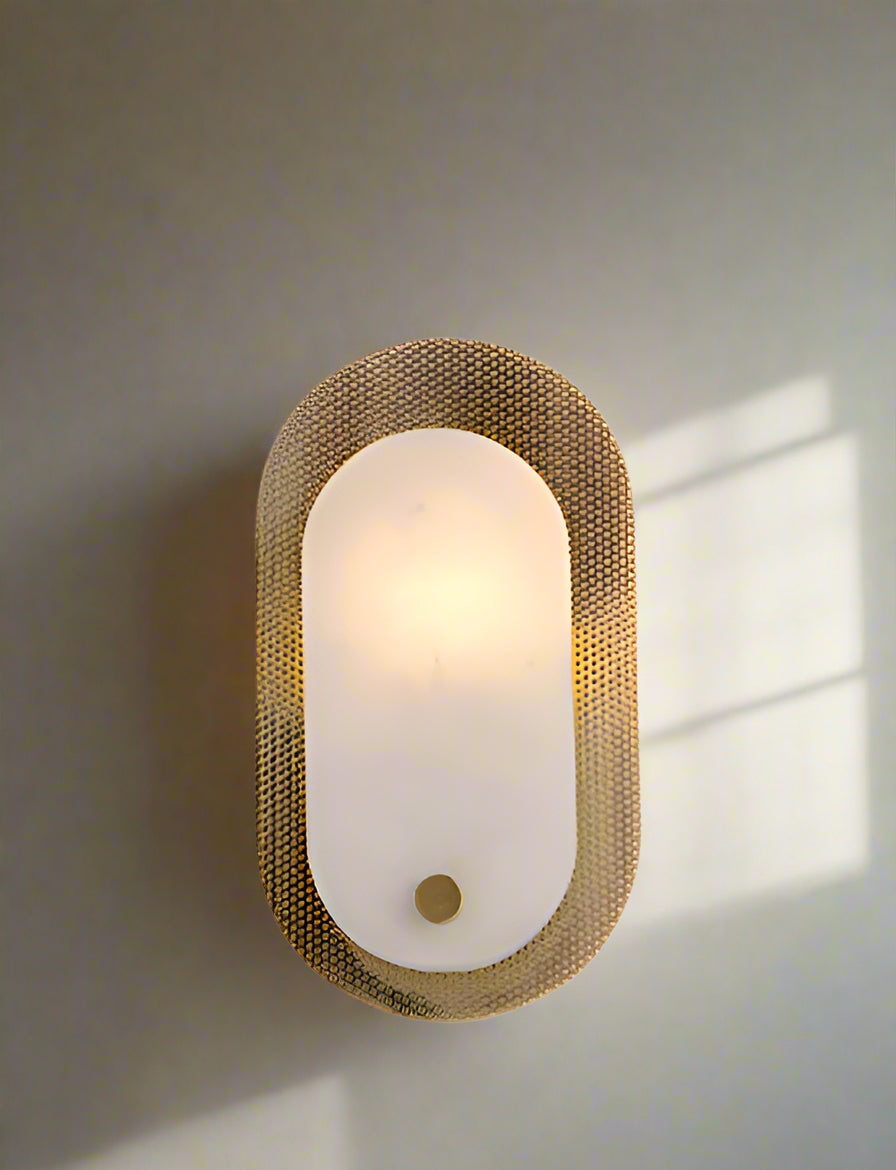 Sleek Matte Gold-plated Metal Frame Wall Light Series-W878