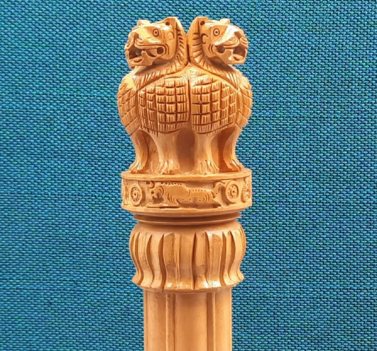 Ashoka Pillar Wooden National Emblem Table Top Car Dashboard Gift Ashok Stambh